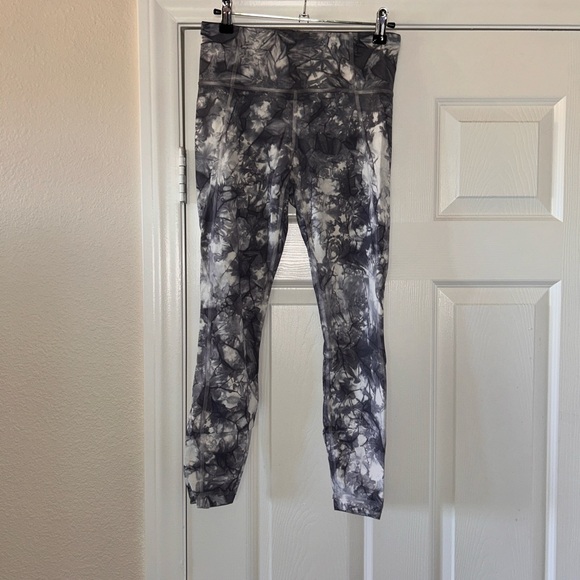 Athleta Marble Gray and White Leggings - Picture 1 of 7
